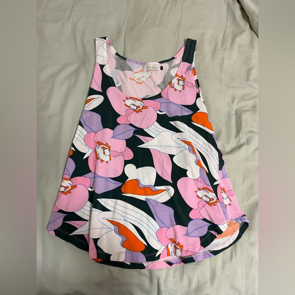 AVA SKY tank